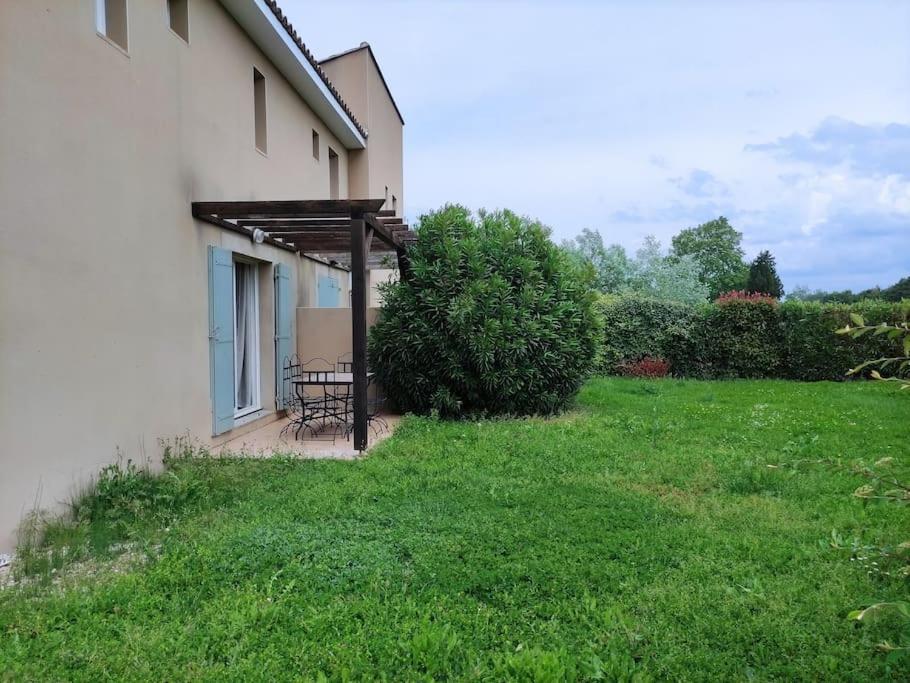 דירות Saint-Saturnin-lès-Avignon La Provencale מראה חיצוני תמונה